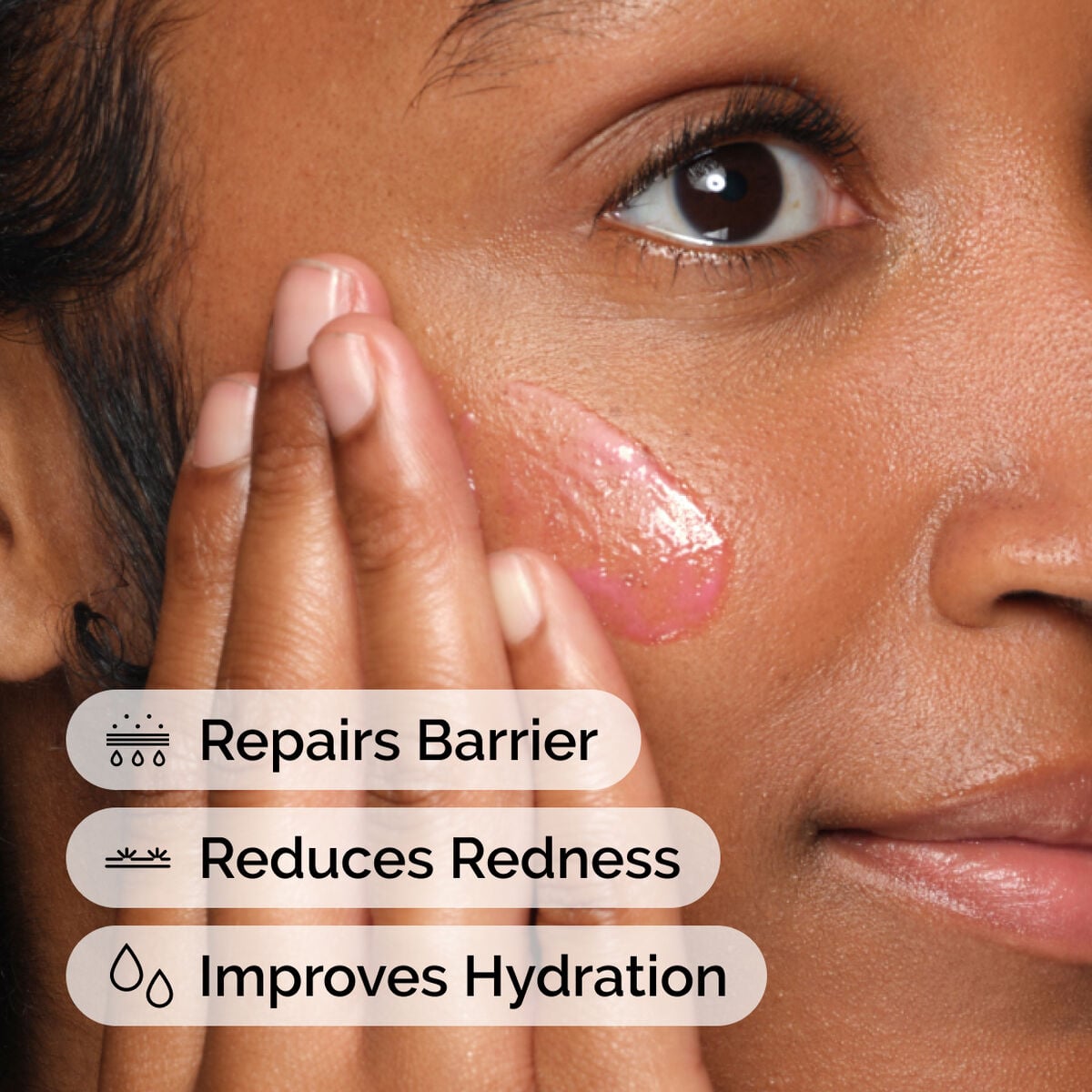soothing-and-barrier-support-serum-l4 ord-soothing-barrier-support-serum-model-application-with-benefits.jpg